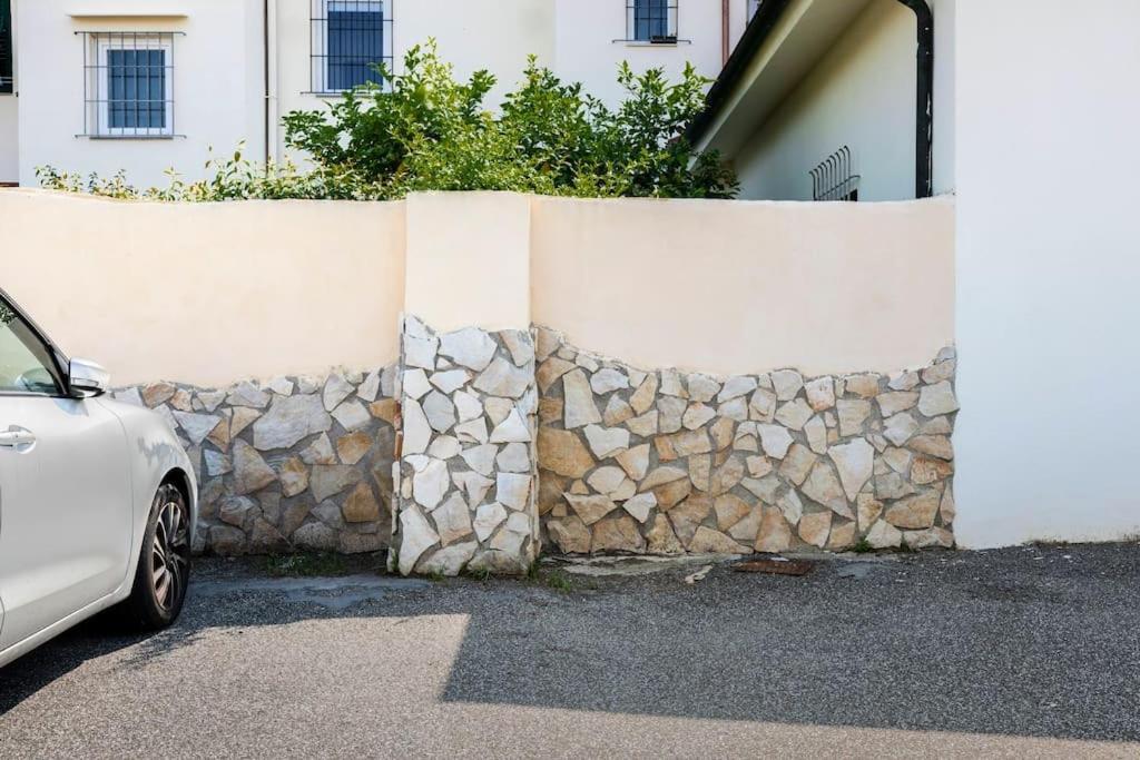 Casa “Oasi Del Mare” Apartman Livorno Kültér fotó